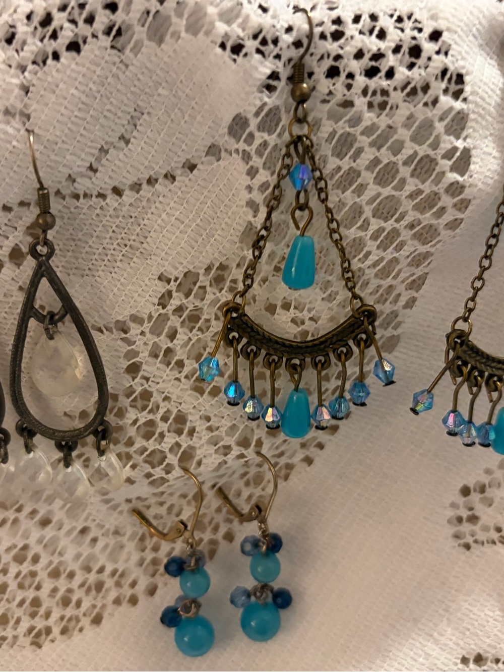 Source Unknown Turquoise uBlue Beaded Dangle Earrings with Antique Gold Accents